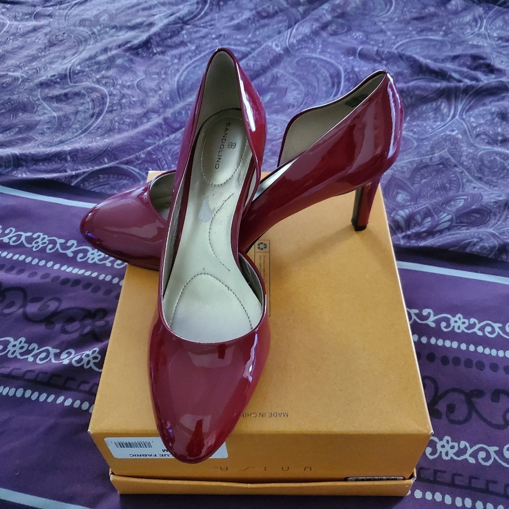 Red Pumps - Picture 2 of 3